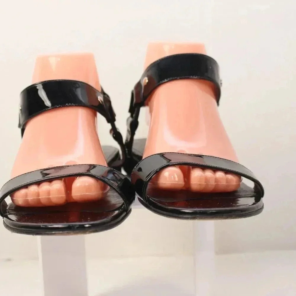 STUART WEITZMAN